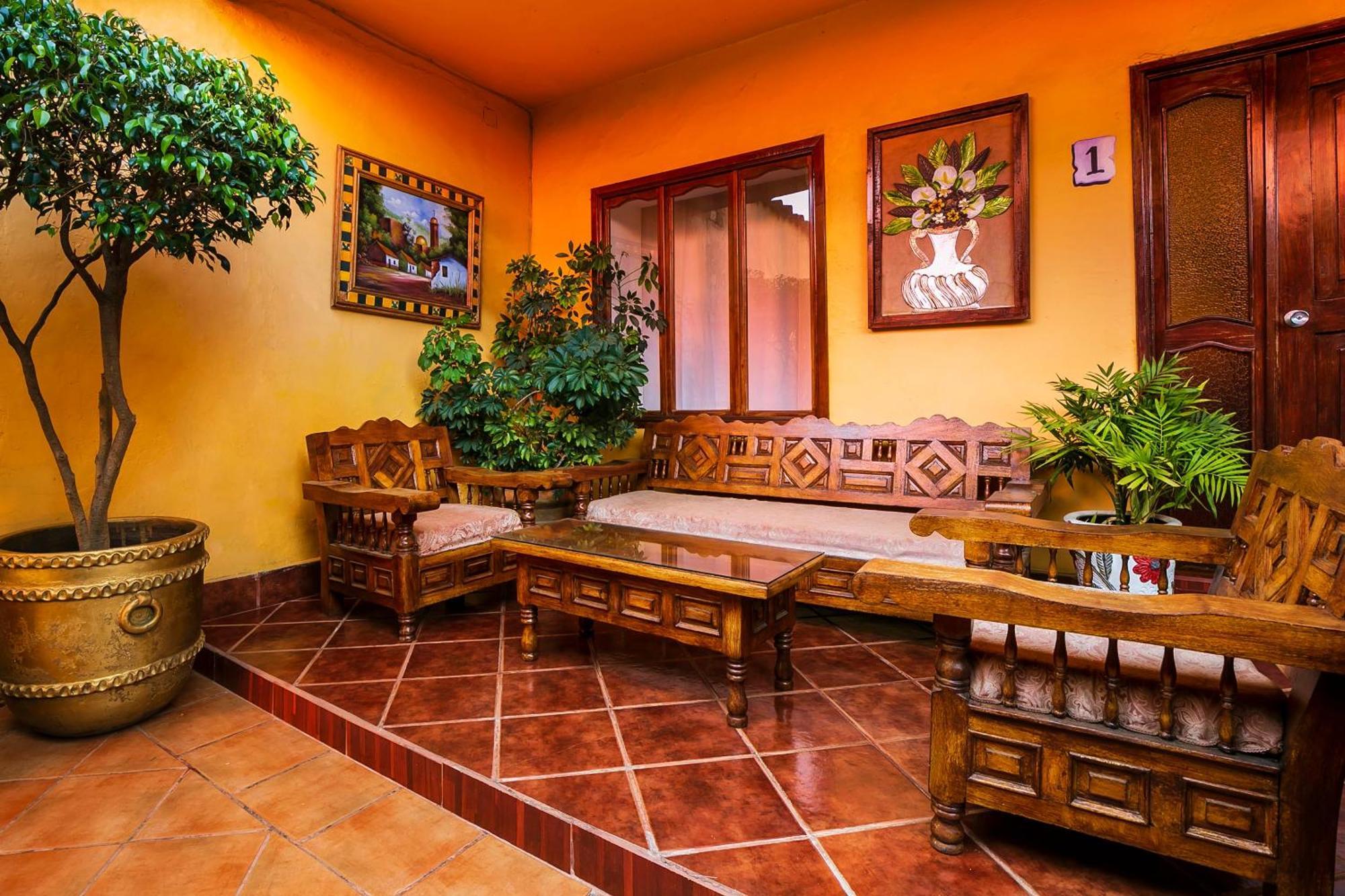 Oyo Posada De Los Angeles, Pátzcuaro المظهر الخارجي الصورة